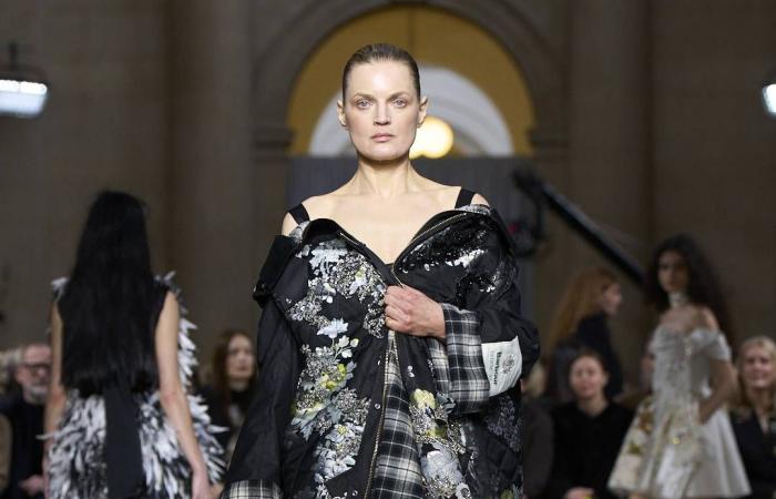 عرض
      «إيرديم»
      لخريف
      وشتاء
      2026...
      بين
      الذكرى
      والذكريات