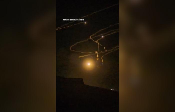 اشتباكات عنيفة بين إسرائيل وحزب الله على الحدود.. شاهد ما رصدته CNN