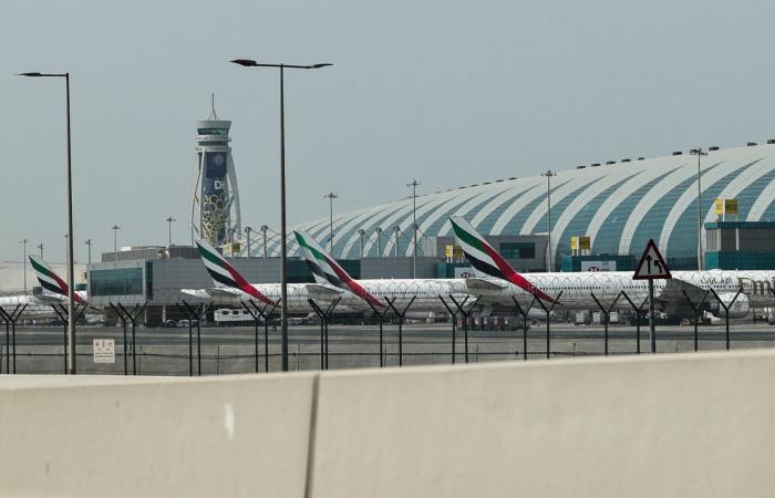 الإمارات.. سقوط طائرتي "درون" قرب مطار دبي الدولي وتسجيل إصابات