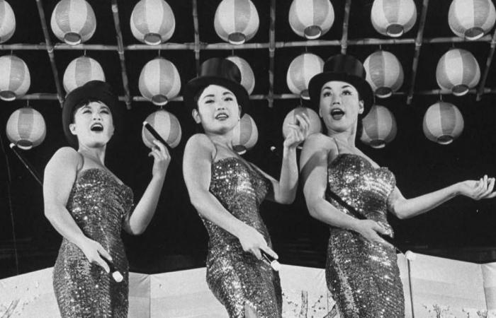 ديناصور
      يختنق
      بـ800
      حجر
      في
      حلقه
      قبل
      120
      مليون
      عام