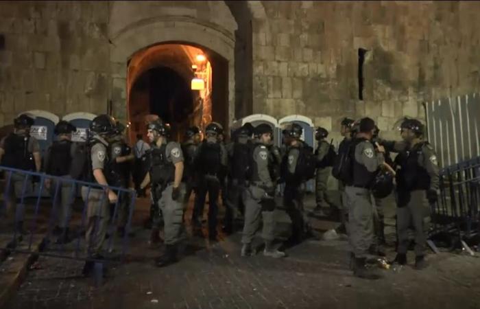 8 دول عربية وإسلامية تدين في بيان مشترك استمرار سلطات الاحتلال الإسرائيلي في إغلاق أبواب المسجد الأقصى "الحرم القدسي الشريف" أمام المصلين المسلمين