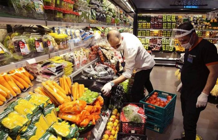 تركيا:
      «المركزي»
      يُثبت
      سعر
      الفائدة
      عند
      37
      %
      مدفوعاً
      بحرب
      إيران