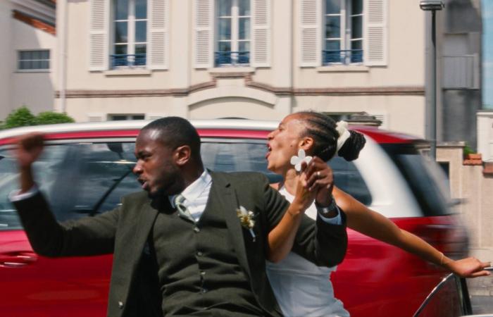 المخرج
      الفرنسي
      آلين
      غوميز:
      فكرة
      «داو»
      بدأت
      من
      جنازة
      والدي