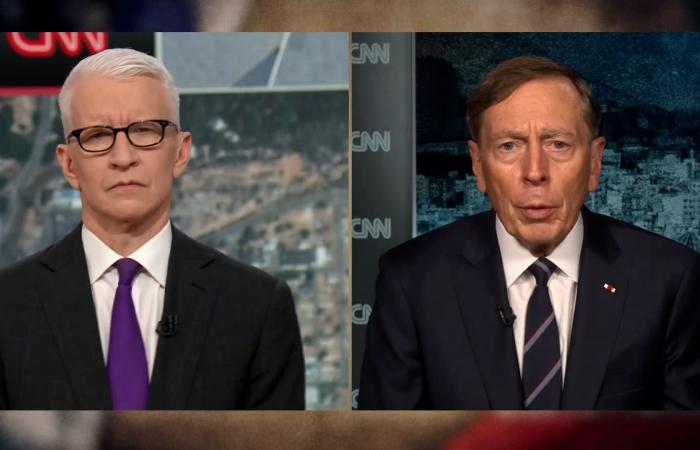 بتريوس لـCNN: الإمارات أحسنت بالتصدي للمسيّرات الإيرانية.. وتمتلك نظام حرب إلكترونية أثبت فعاليته العالية