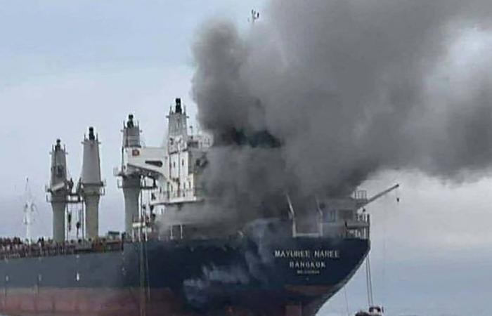 وزير أمريكي: قواتنا البحرية غير قادة على مرافقة السفن عبر مضيق هرمز حاليا