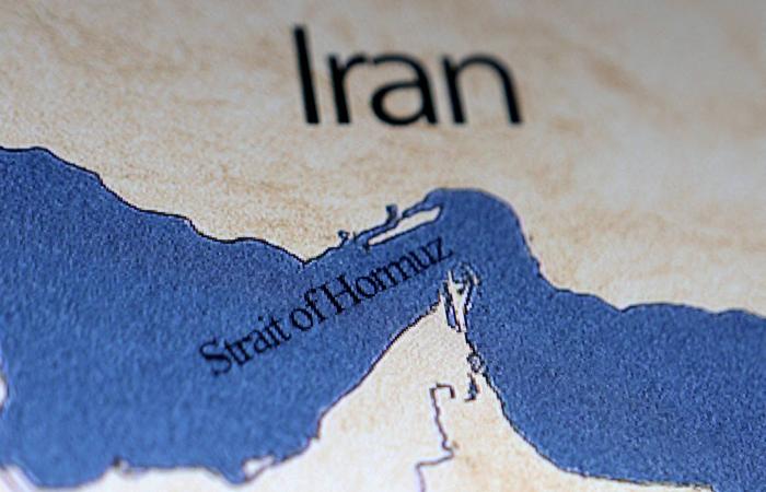 معهد
      «إيفو»:
      الحرب
      في
      إيران
      تهدد
      بخفض
      توقعات
      النمو
      الألماني
      0.2
      %