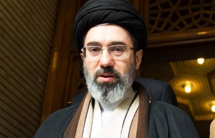 يجب إبقاء مضيق هرمز مغلقا