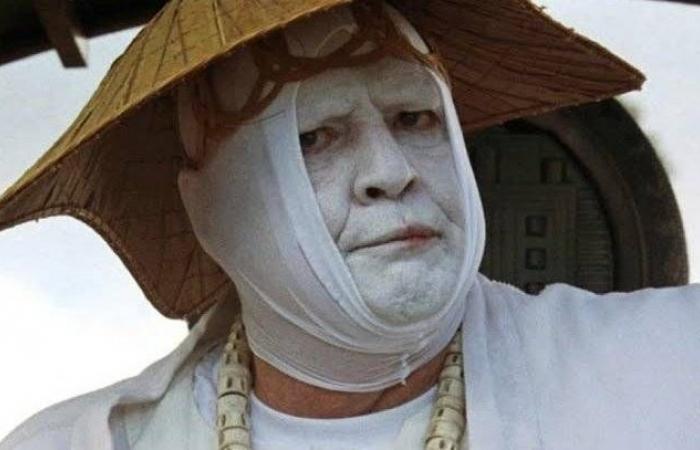 دراسة:
      جواز
      سفرك
      قد
      يحمل
      بكتيريا
      أكثر
      من
      حذائك