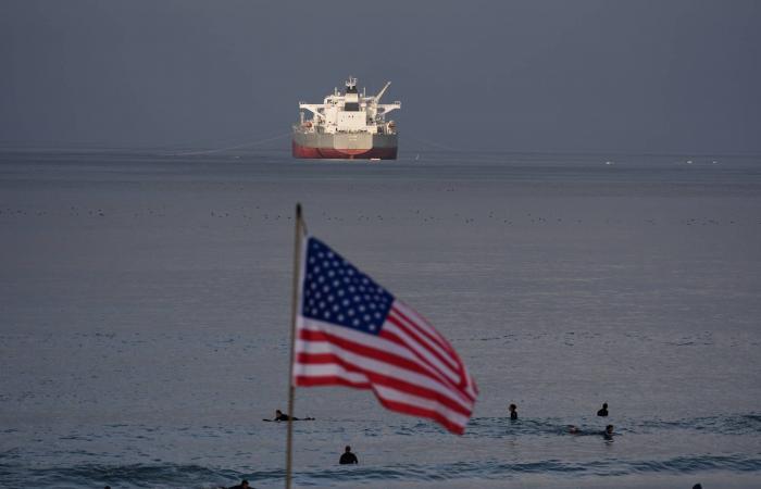 إطلاق
      نار
      على
      كنيس
      يهودي
      في
      ولاية
      ميشيغان
      الأميركية