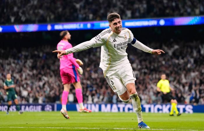 يوروبا
      ليغ:
      ليون
      يلحق
      بسيلتا
      فيغو
      متعادلاً...
      ونوتنغهام
      يسقط
      على
      أرضه