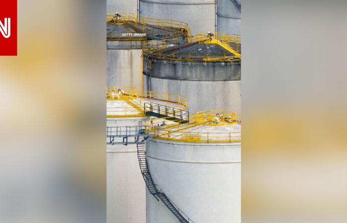 متابعة: ما دلالات الإفراج عن 400 مليون برميل نفط وكيف يقارن بحرب الخليج الأولى؟