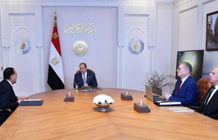 مصر
      تعزز
      «أمن
      الطاقة»
      بتنويع
      مصادر
      توفير
      الاحتياجات
      المحلية