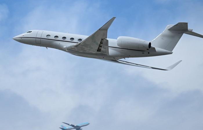 بين المغادرين والقادمين.. شاهد ما يفعله أثرياء العالم وسط اضطرابات الشرق الأوسط