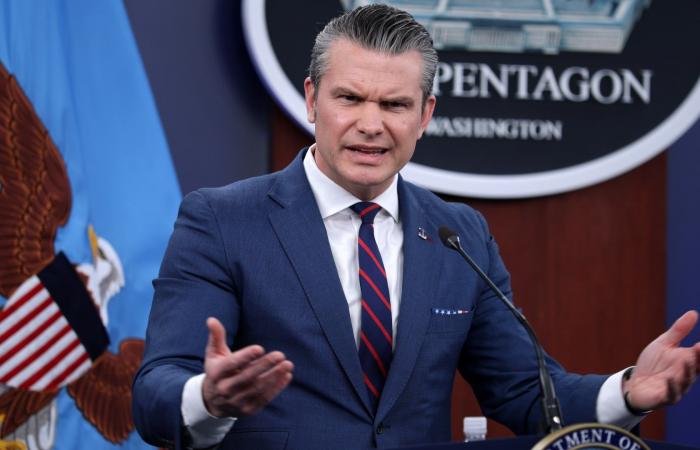 وزير الدفاع الأمريكي: مجتبى خامنئي ربما "تشوّه".. وإيران لم تعد تمتلك قوات جوية وبحرية