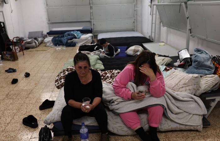 «حزب
      الله»
      يعلن
      استهداف
      جنود
      إسرائيليين
      في
      شمال
      الدولة
      العبرية
      وجنوب
      لبنان