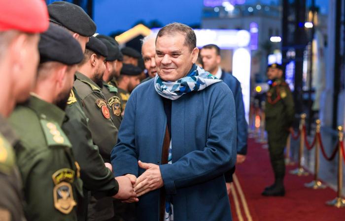 الجنوب
      الليبي...
      جبهة
      مفتوحة
      لتنافس
      سياسي
      وعسكري
      بين
      الشرق
      والغرب