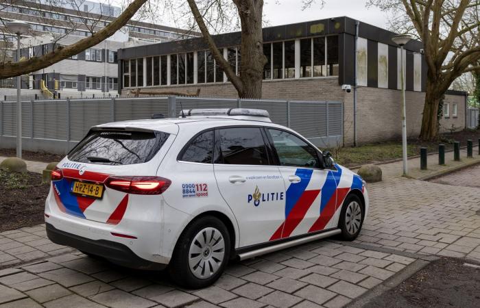 انفجار بمحيط مدرسة يهودية في أمستردام بحادث وصفته عمدة المدينة بـ"هجوم مُستهدف"