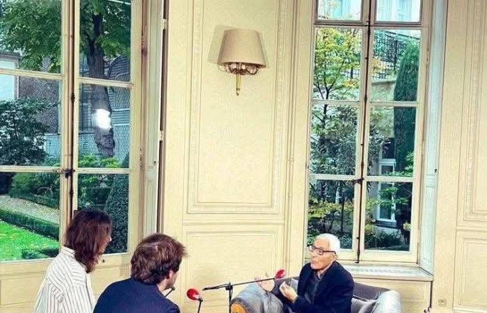 الجزائر:
      تعديل
      قانون
      الجنسية
      قد
      يؤدي
      لسحبها
      من
      الكاتب
      صنصال