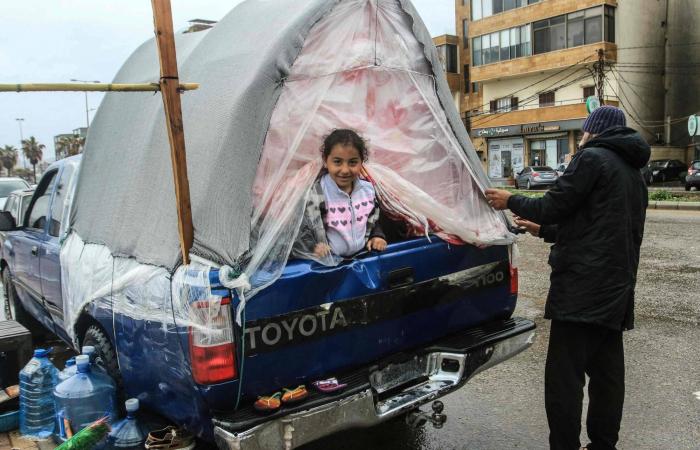 لبنان:
      مفاوضات
      وقف
      الحرب
      بين
      المصلحة
      الوطنية
      والتسوية
      الإقليمية