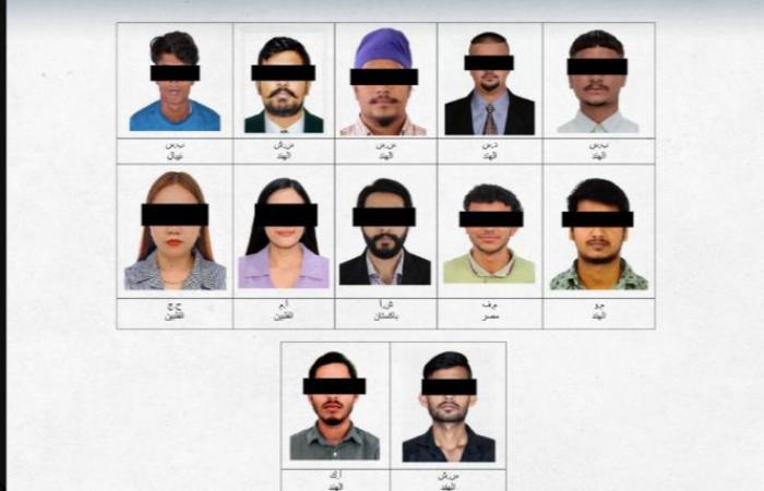 مع
      تصاعد
      الحرب...
      السعودية
      تُصبح
      شريان
      الحياة
      للمنطقة
      براً
      وجواً
      وبحراً