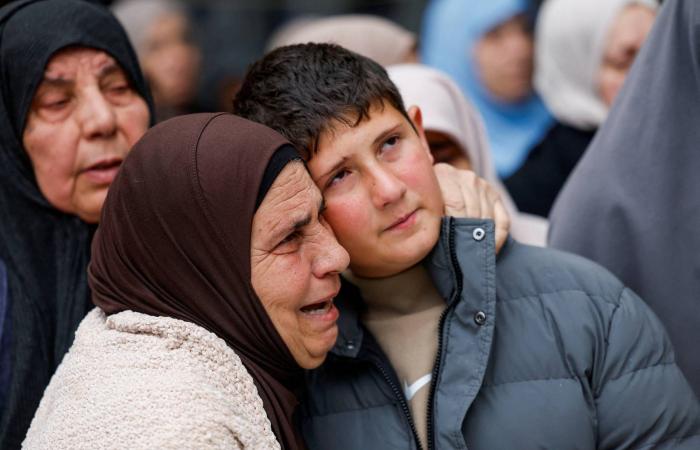 حكومة
      إقليم
      كردستان
      العراق:
      بغداد
      تفرض
      علينا
      حصاراً
      اقتصادياً
      خانقاً