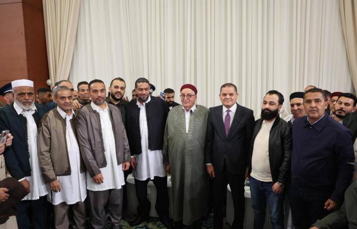 الدبيبة
      لترسيخ
      نفوذه
      غرب
      ليبيا
      بتعديل
      وزاري
      و«تحالفات
      جديدة»