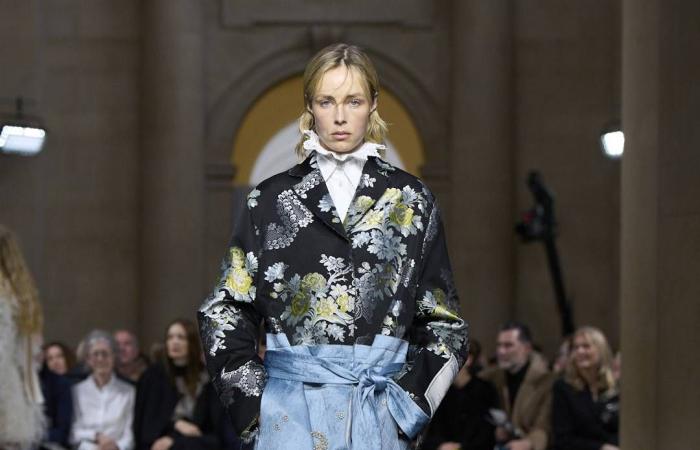 «إيترو»
      تنهي
      تعاونها
      مع
      مديرها
      الإبداعي
      ماركو
      دي
      فينتشنزو