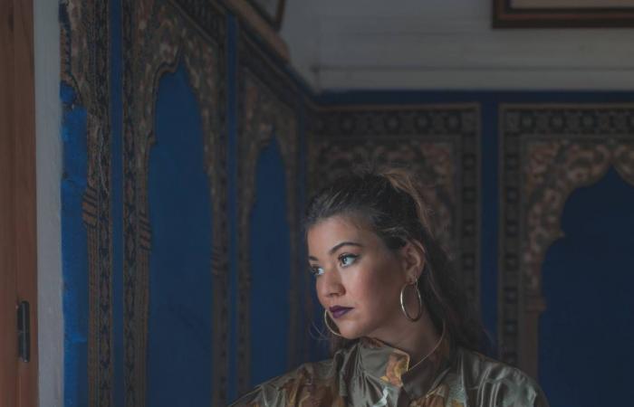 المصممة
      كنزة
      بناني
      تستعين
      بنساء
      طنجة
      المغربية
      لإعادة
      توجيه
      البوصلة