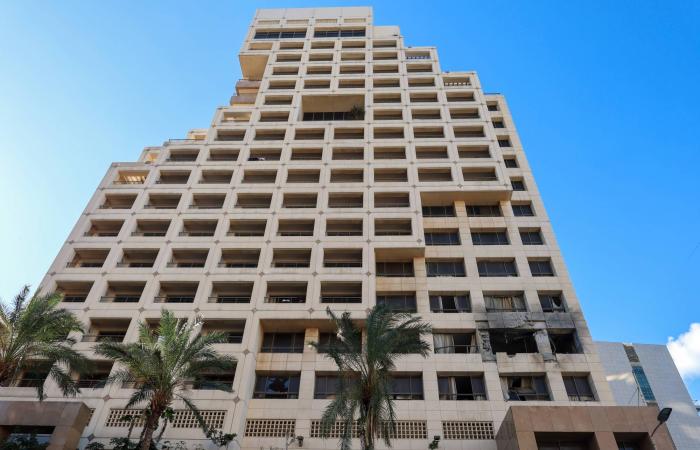 فنادق
      وشقق
      للإيجار
      في
      لبنان
      موصدة
      بوجه
      النازحين
      خوفاً
      من
      استهداف
      إسرائيلي