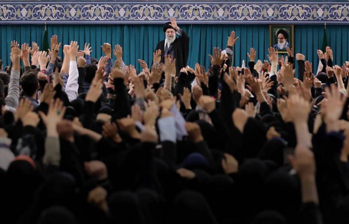 «الباسيج»…
      ذراع
      التعبئة
      وحارس
      الداخل
      في
      بنية
      «الحرس
      الثوري»