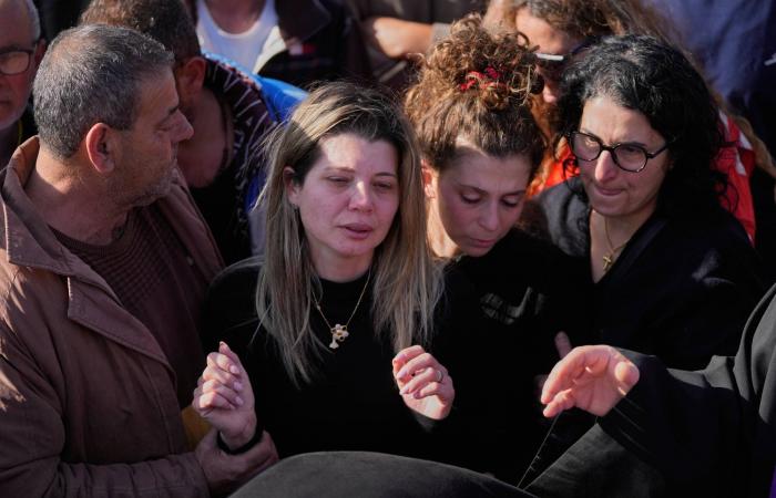 هجمات
      صواريخ
      ومسيرات
      «من
      جميع
      الاتجاهات»
      في
      بغداد