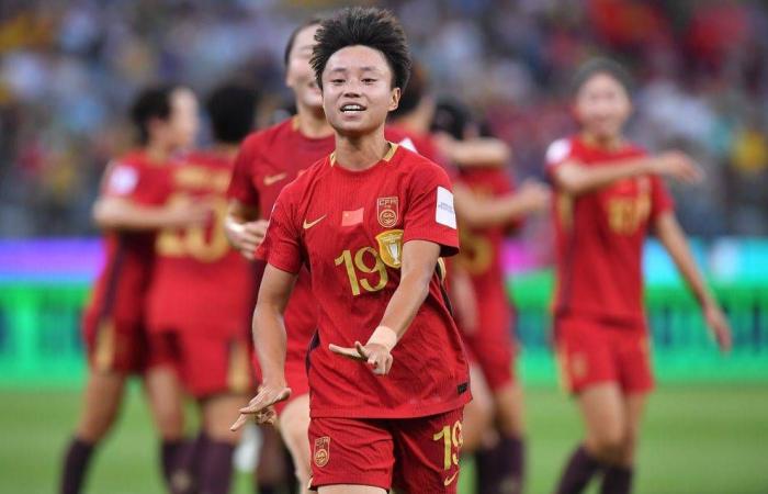 كأس
      آسيا
      للسيدات:
      أستراليا
      تجتاز
      الصين
      بثنائية
      وتصعد
      للنهائي