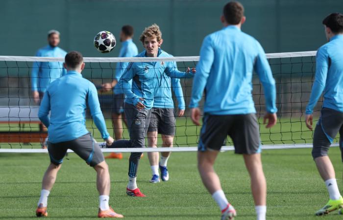 بوكيتينو
      يواجه
      أزمة
      إصابات
      قبل
      المونديال