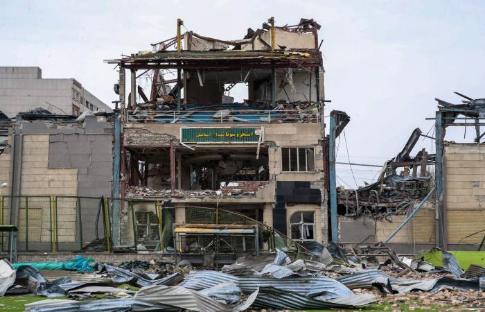 إسرائيل
      تعلن
      مقتل
      لاريجاني…
      وطهران
      تقر
      بمقتل
      قائد
      «الباسيج»