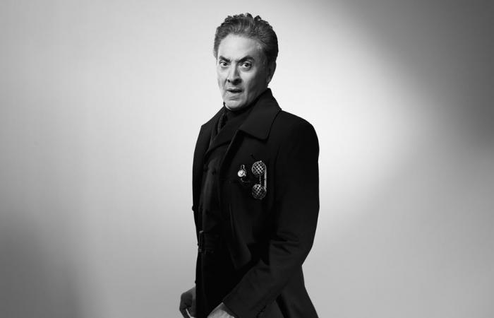 «الخلاط+...
      الصحراء
      لا
      تفاوض»
      يعود
      في
      أبريل
      القادم