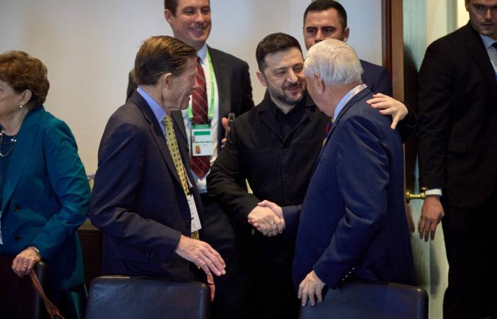 شركة
      ألمانية
      -
      أميركية
      -
      إسرائيلية
      لإنتاج
      مسيّرات
      تحمي
      المنشآت
      الحيوية
      في
      أوروبا