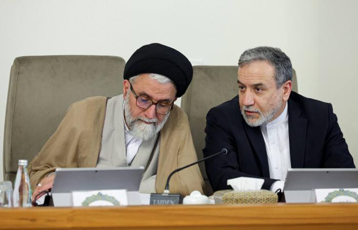 إسرائيل:
      تعرّض
      3
      طائرات
      بمطار
      «بن
      غوريون»
      لأضرار
      «بالغة»
      جراء
      قصف
      إيراني