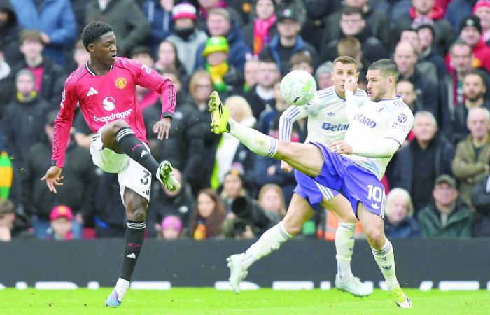 سان
      جيرمان
      يخسر
      باركولا
      «للأسابيع
      المقبلة»
      بسبب
      إصابة