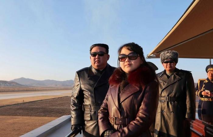 5
      دول
      غربية
      واليابان
      تعلن
      «استعدادها
      للمساهمة»
      في
      تأمين
      مضيق
      هرمز