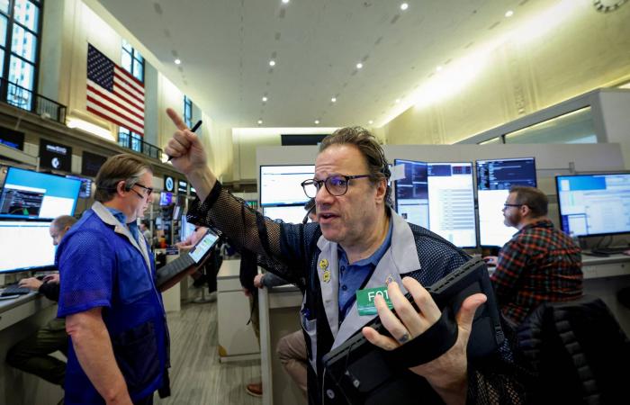 لاغارد:
      «حرب
      الشرق
      الأوسط»
      ترفع
      مخاطر
      التضخم
      وتكبح
      النمو
      في
      2026