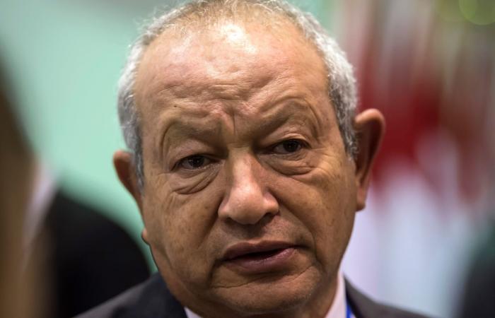 "تأثيره سلبي".. نجيب ساويرس يعلق على قرار حكومة مصر إغلاق المحلات والمطاعم والمولات مبكرا