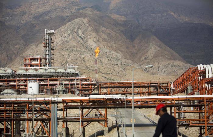 الجيش
      الإسرائيلي:
      استهداف
      سلاح
      البحرية
      الإيراني
      في
      بحر
      قزوين
      لأول
      مرة