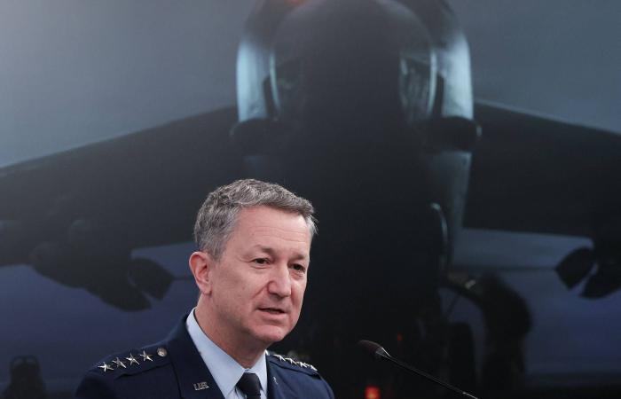 البنتاغون:
      الحرب
      على
      إيران
      تتوسع…
      ولا
      جدول
      زمنياً
      لنهايتها