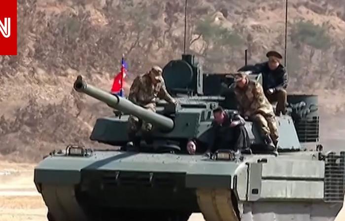 متابعة: شاهد.. كيم جونغ أون يصطحب ابنته إلى تدريبات "الاستعداد للحرب"