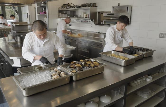 قبل أن يكتسب شهرة واسعة.. هذا الطاهي يعيد تعريف المطبخ الكوري