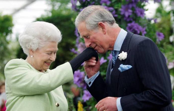 كنز
      غارق
      في
      بحر
      إيجه...
      قطعة
      من
      «البارثينون»
      تُظهر
      بعد
      قرنين