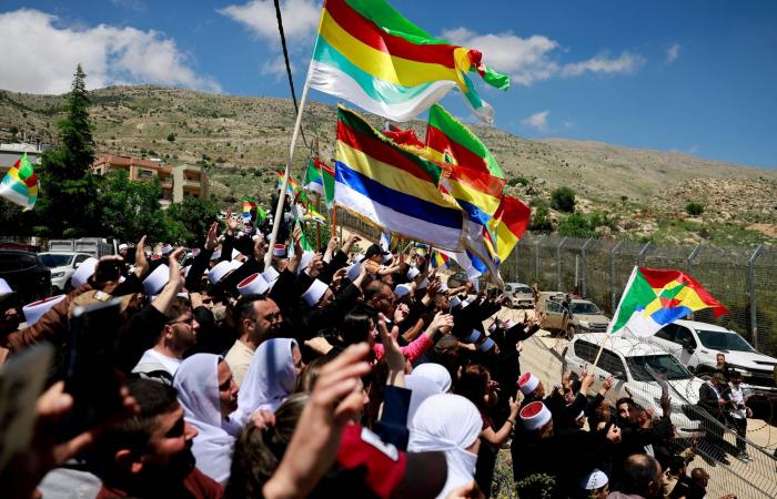 الورقة
      الفرنسية
      لا
      تتحدث
      صراحة
      عن
      اعتراف
      لبناني
      بإسرائيل