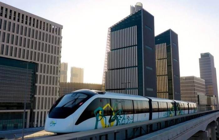 مصر:
      «المونوريل»
      يدخل
      الخدمة
      لتخفيف
      «الاختناقات
      المرورية»