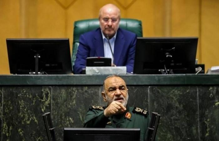 بريطانيا
      توافق
      على
      استخدام
      أميركا
      قواعدها
      لضرب
      مواقع
      إيرانية