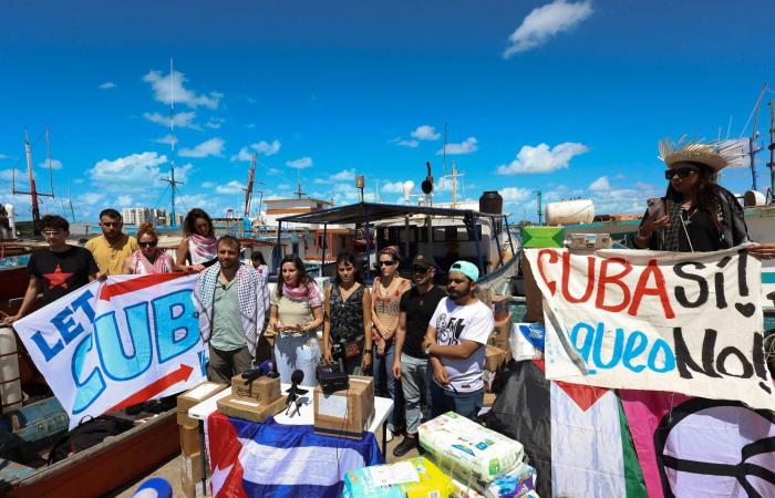 ترمب
      يشدد
      الخناق
      على
      كوبا
      ويمنع
      وصول
      ناقلتين
      روسيتين